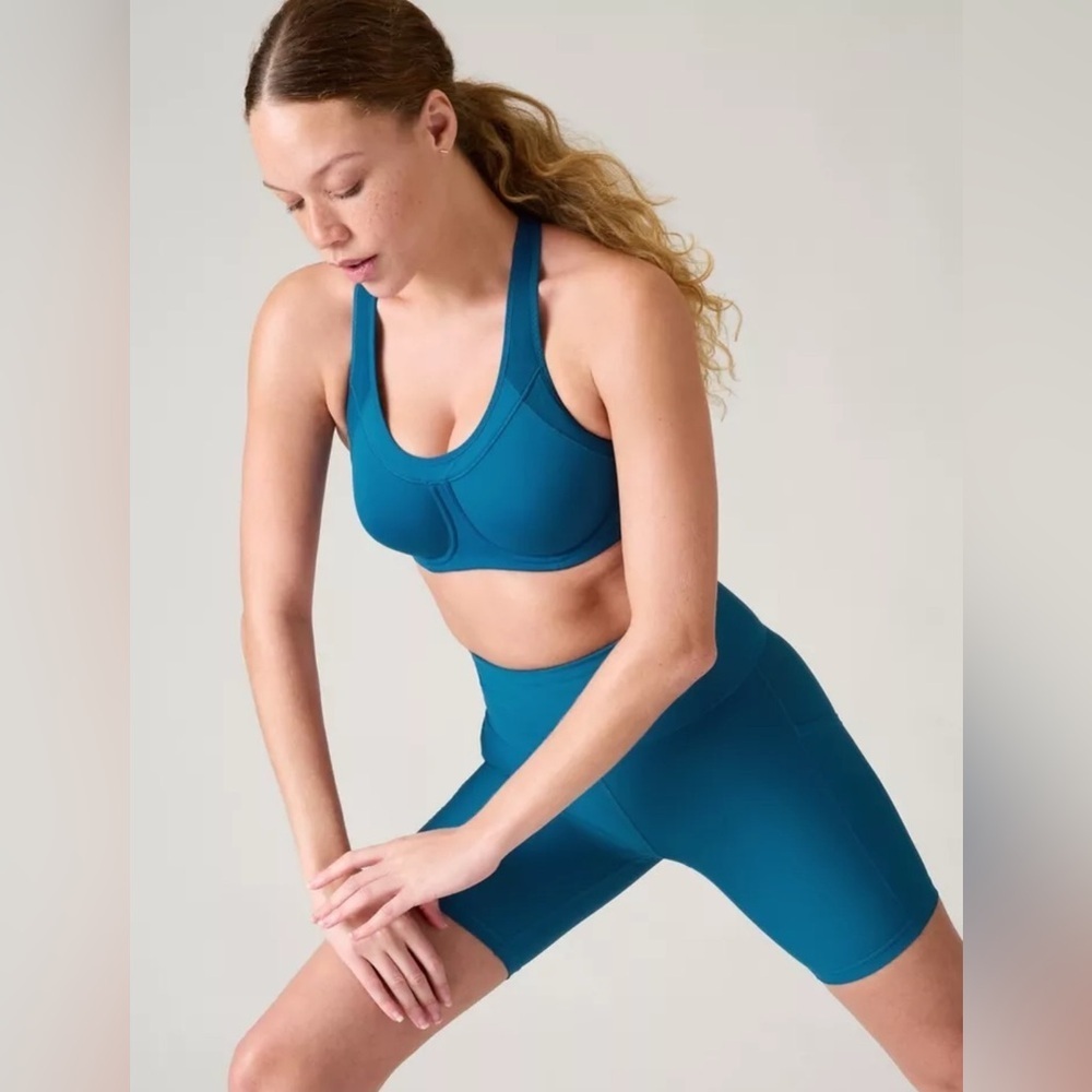 NWT Athleta Glory Bra Blue Lapis Size 38C